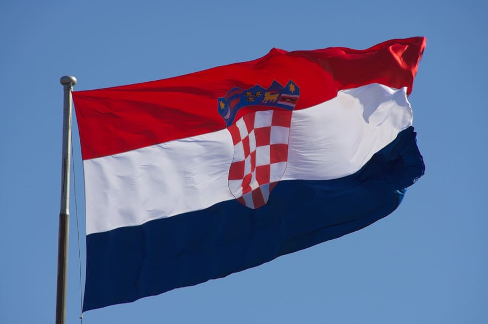 “Vidje Hrvatska puno čuda, ali ne nađe štrika za toliko juda.”(A.G. Matoš) Sretan vam Dan državnosti!
